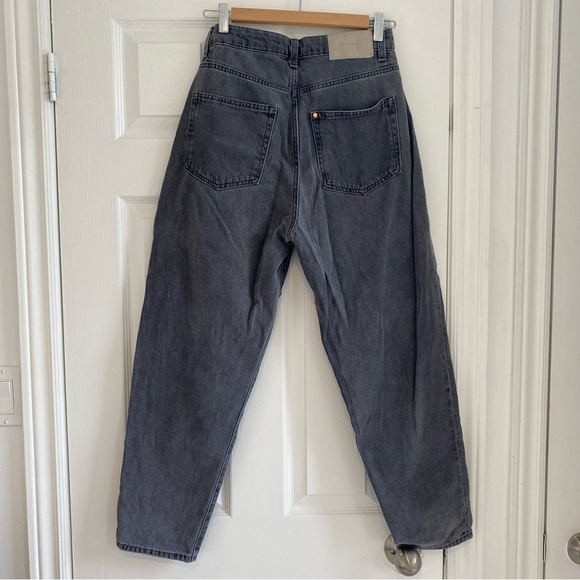 H&M Mom Jeans - Picture 4 of 4